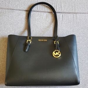 Michael Kors Jet Set Travel Saffiano Leather Tote Black Gold HW